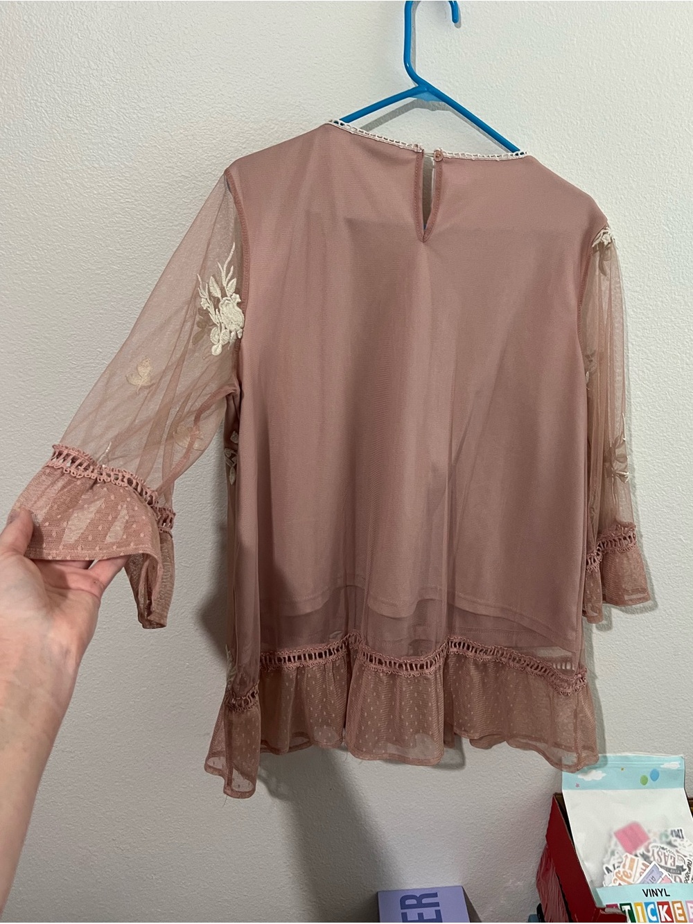 Suzanne Betro Dusty Rose Mesh Tunic with Ivory Floral Appliqué - Picture 6 of 13